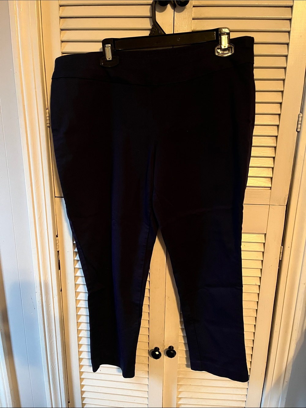 croft & barrow Navy Cropped Ponte Ankle Pants